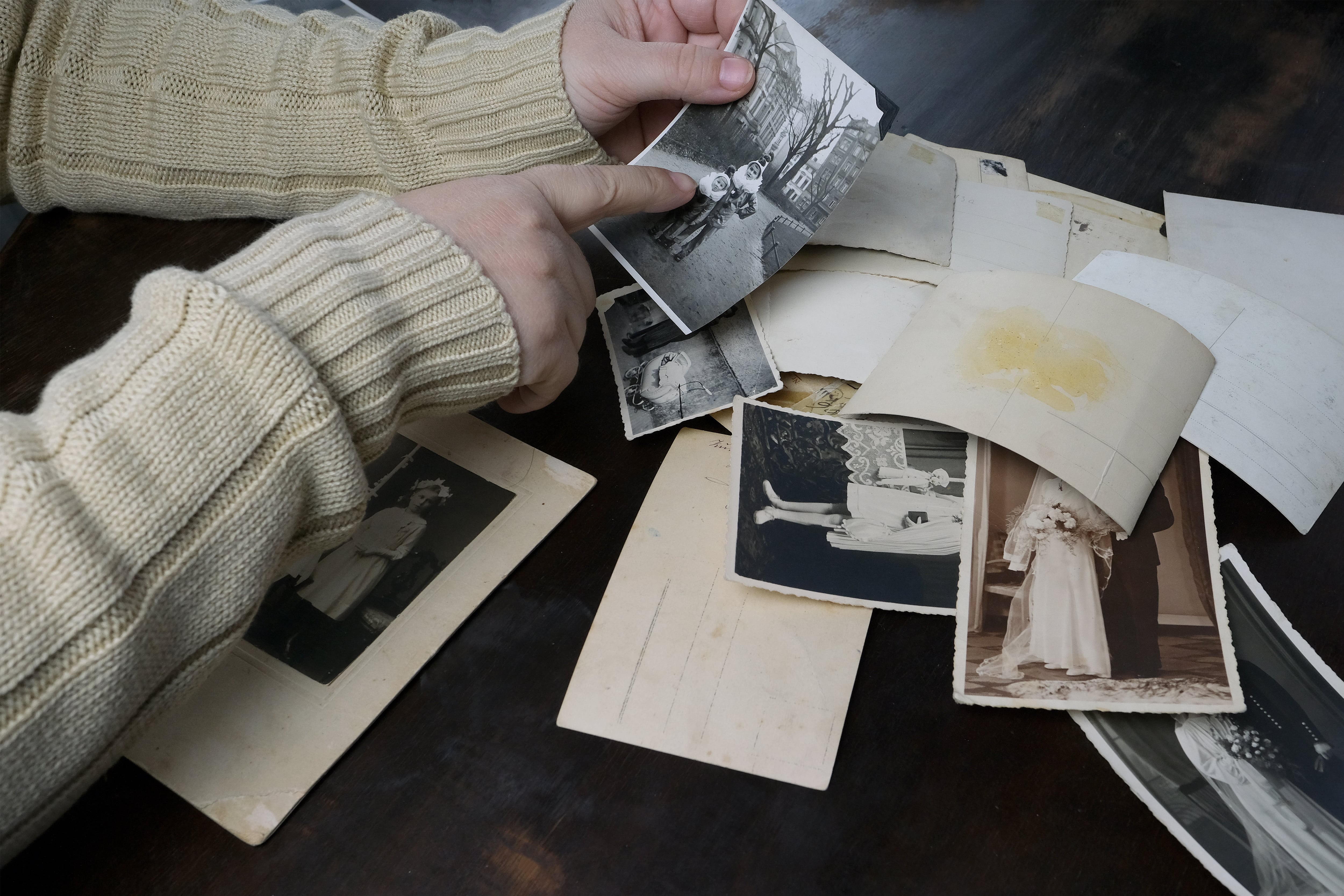 From Generation to Generation: Preserving Family Testimonies
